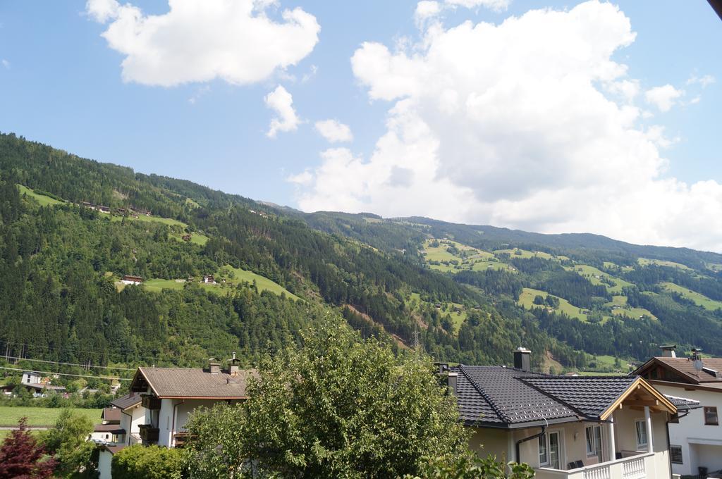 Apartment Alpin Aschau Im Zillertal Eksteriør billede
