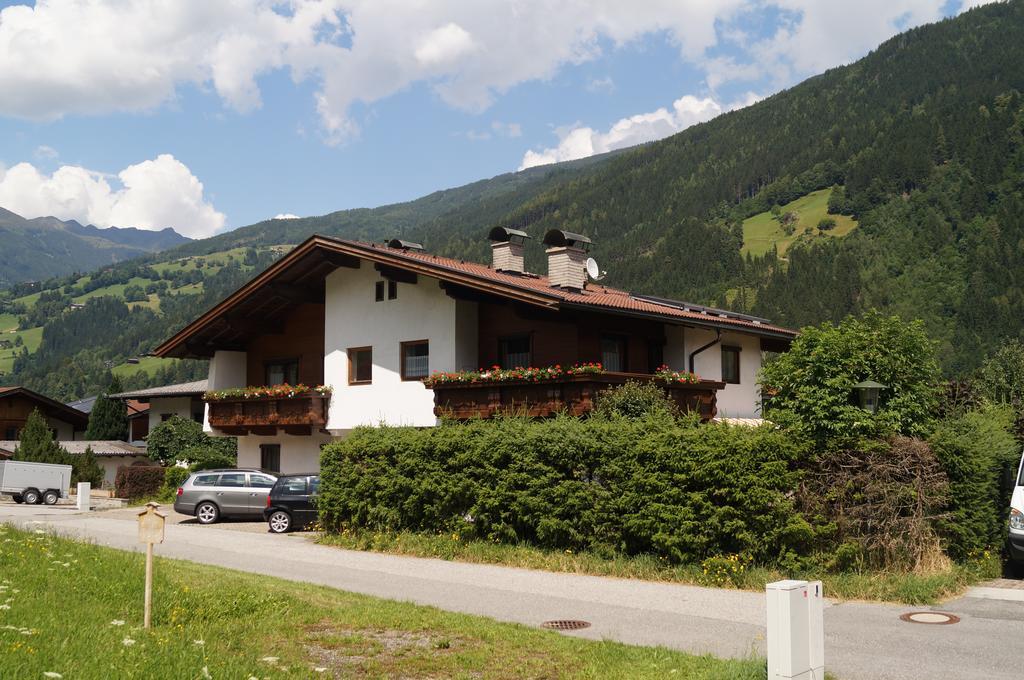 Apartment Alpin Aschau Im Zillertal Eksteriør billede